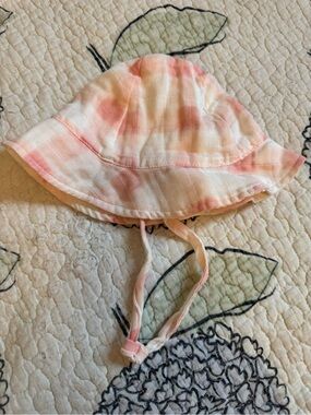 Angel Dear Baby Infant Sun Hat, Linen, 0-6 months